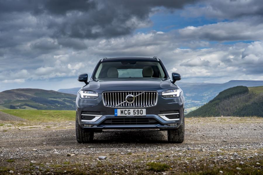 Volvo XC90 B5 Inscription 2019 года  (UK) (фото 28 из 40)